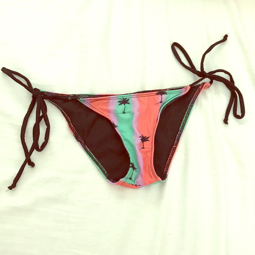 Tavik bikini bottom